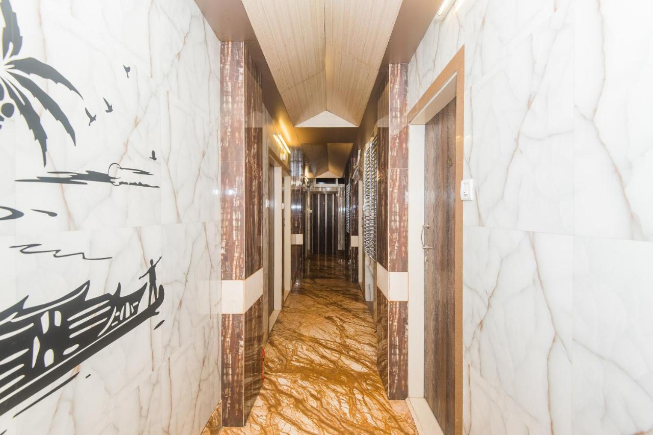 Hotel Oliver, Colaba Mumbai Exterior photo